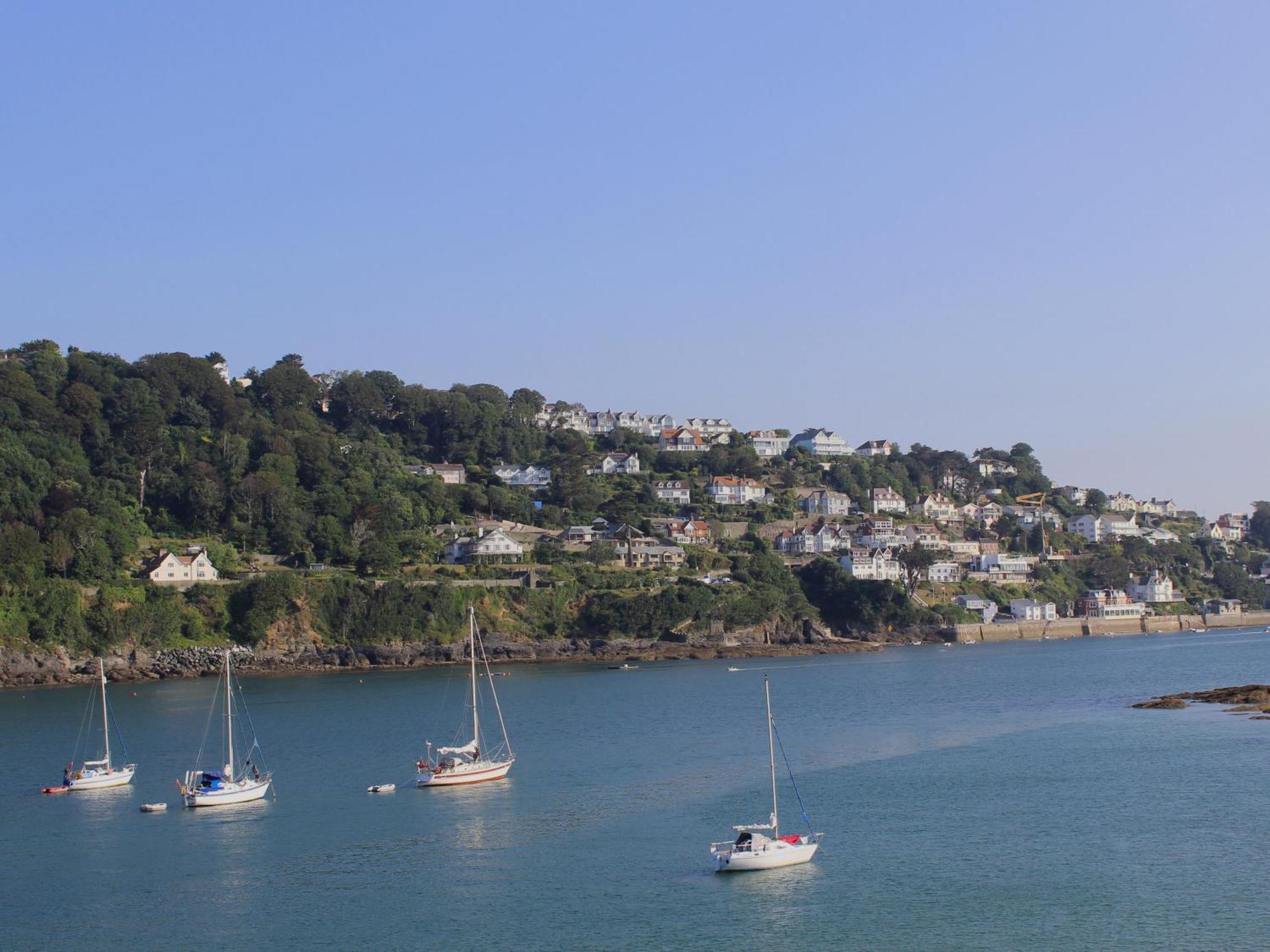 Sandcastles 15a Fore Street Salcombe